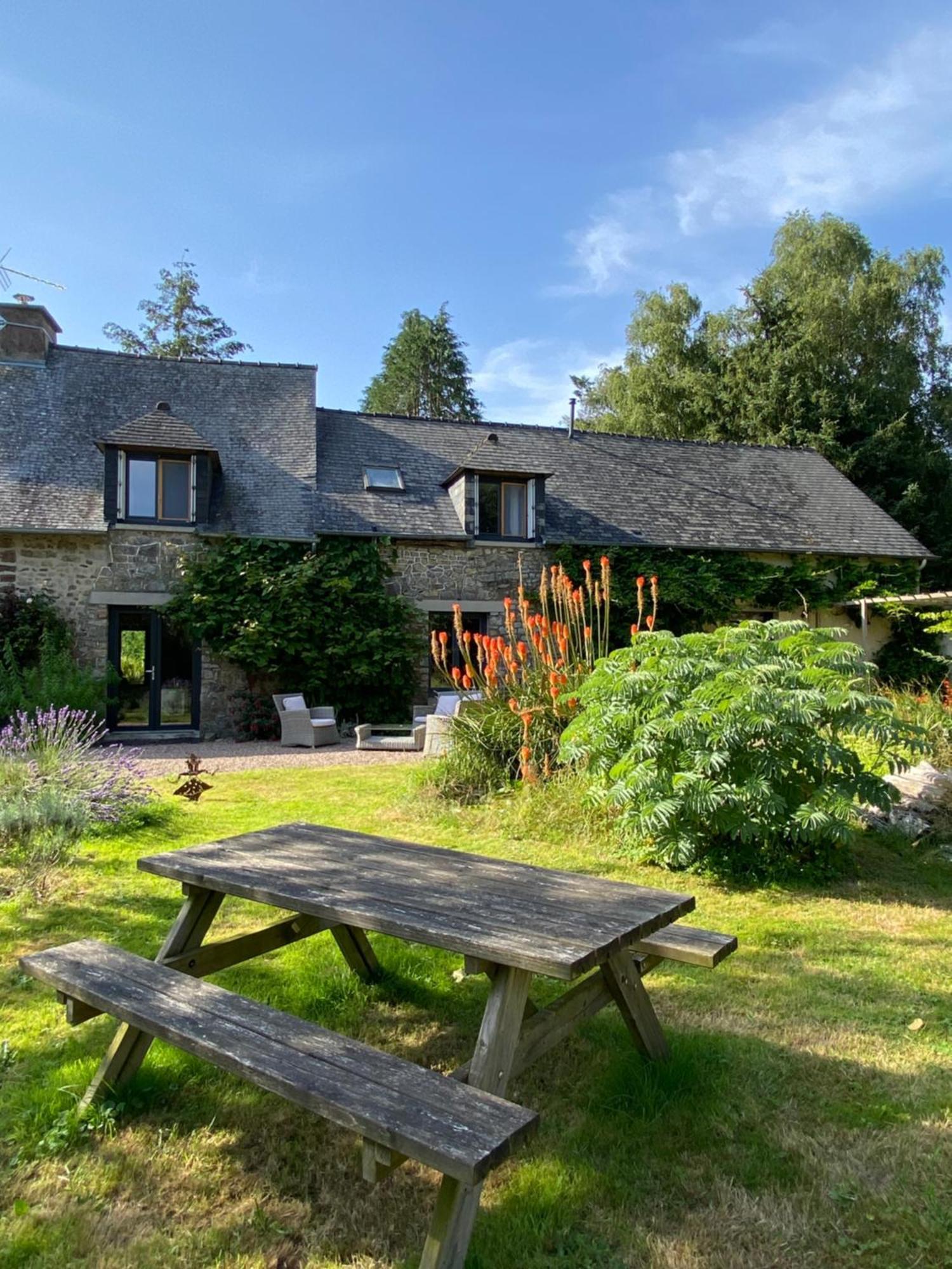L'Hotie De Broceliande, Au Coeur Des Sites Naturels Et Legendaires Paimpont Buitenkant foto